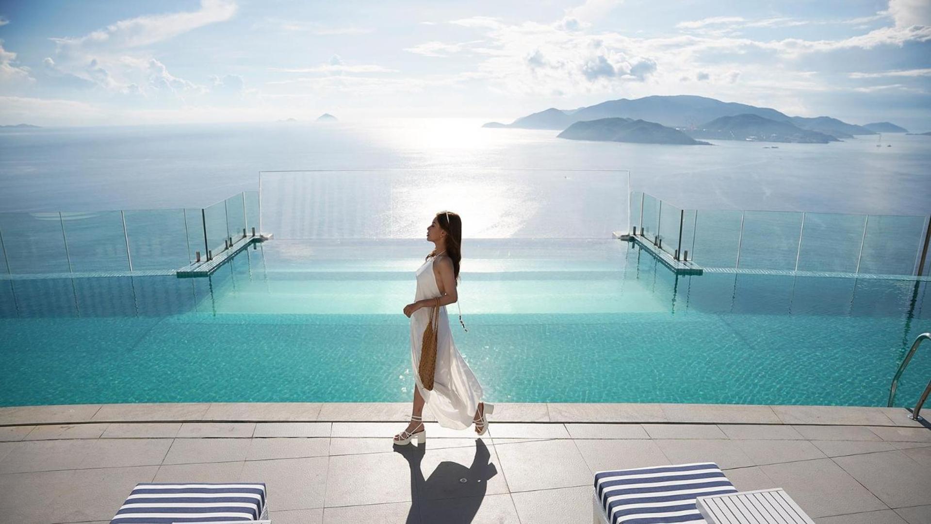 Отель Panorama Luxury Beach Нячанг Экстерьер фото